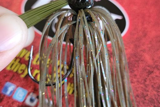 V&M Pacemaker Pulse Swim Jig Outlaw Magic