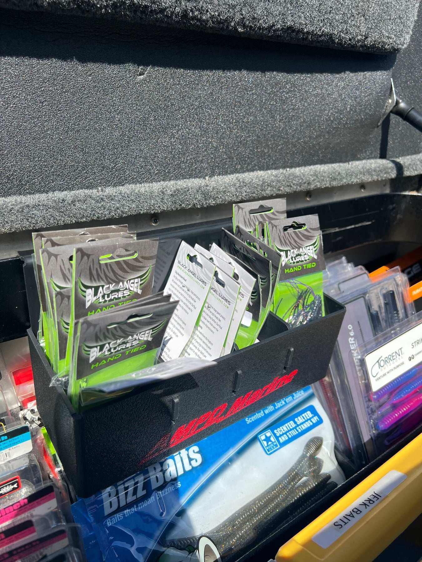 NPDSK0061 SKEETER, XPRESS, GATOR TRAX DIVIDED CATCH ALL HANGING TRAY