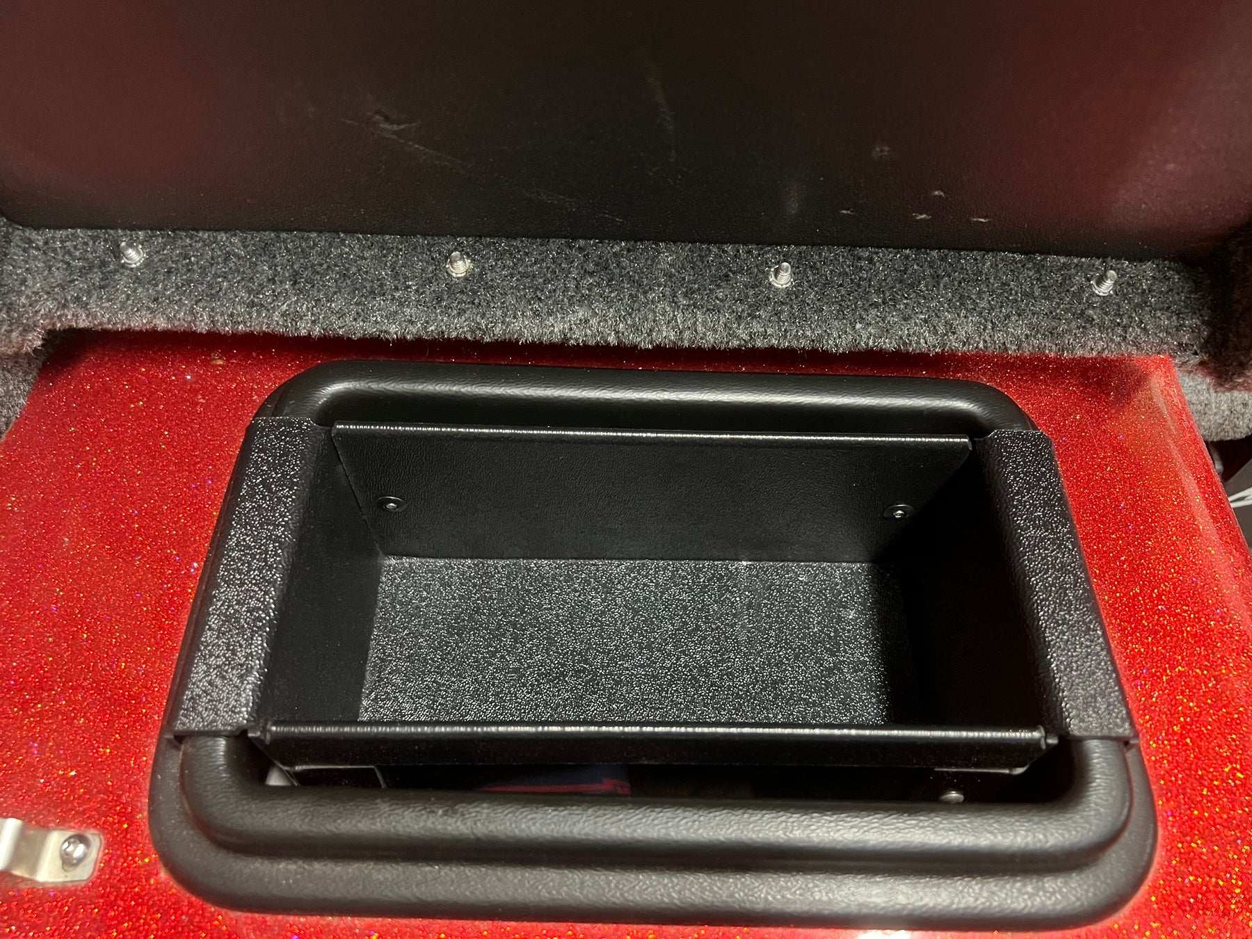 NPDSK0066 SKEETER GLOVE BOX TRAY